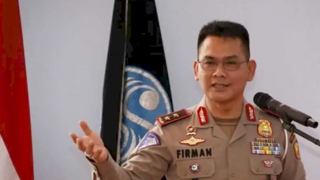Ket : Kakorlantas Irjen pol Firman Shantyabudi (Foto:Istimewa)