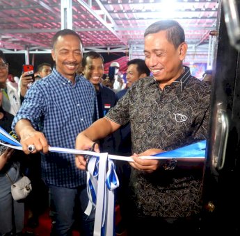 Bupati dan Wakil Bupati Wajo Kompak Datang Resmikan Pasar Rakyat Mini Sengkang
