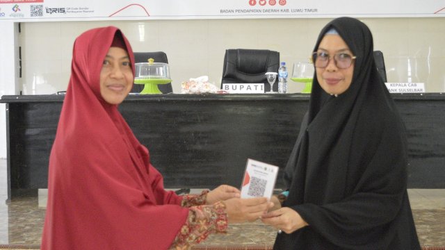 Sosialisasi dan Edukasi Sistem Pembayaran Pajak Daerah Secara Non Tunai Berbasis Kanal Qris di Gedung Simpurusiang, Kamis (01/09/2022).