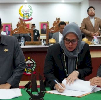 Gubernur-Ketua DPRD Sulsel Tandatangani Nota Kesepakatan Perubahan KUA-PPAS 2022