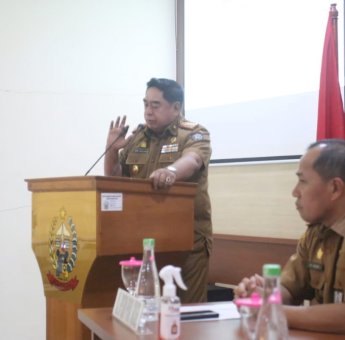 Abdul Hayat Minta ASN Jadi Tenaga Handal Dalam Memberikan Pelayanan Berbasis Teknologi