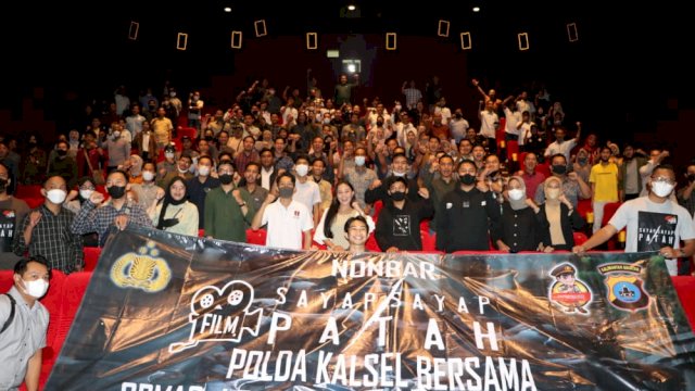 Nonton Bareng Film Sayap-sayap Patah Polda Kalimantan Selatan.(Istimewa)
