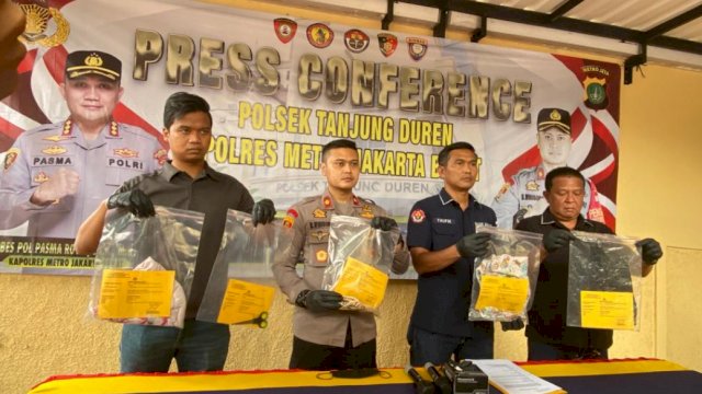 Ket : Barang Bukti Kasus Penguguran Kandungan Dari Tersangka RP Diamankan Polsek Tanjung Duren (Foto:Istimewa)