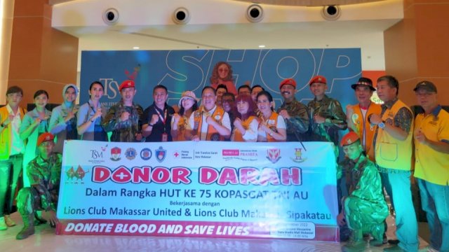 Donor Darah Kopasgat TNI-AU dalam rangka HUT ke-75 tahun, bekerjasama dengan Lions Club Makassar United dan Lions Club Makassar Sipakatau. (Istimewa)