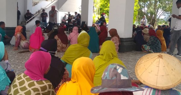 APBD Perubahan Wakatobi 2022 Terancam Tidak Ditetapkan, Ratusan Tenaga Kebersihan Ancam Duduki Gedung DPRD