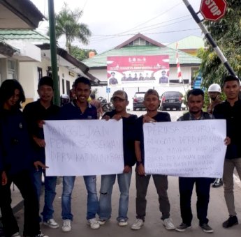 Kejati Didesak Periksa Mantan Sekwan Dan Seluruh Anggota DPRD Muna Barat Terkait Ini