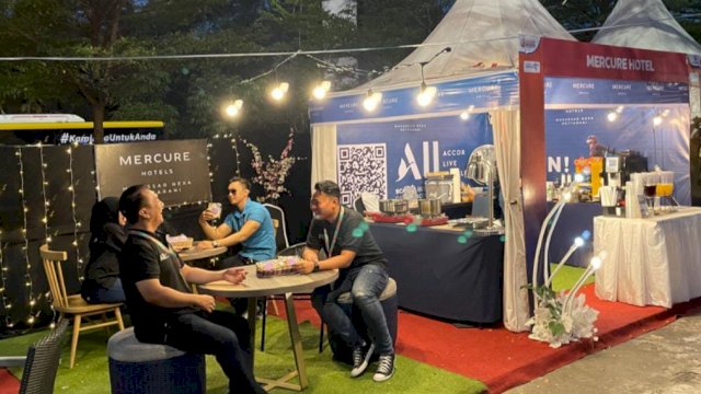 Mercure Makassar Nexa Pettarani ikut memeriahkan event tahunan F8 Makassar dengan menempatkan booth-nya di Zona 1 atau tepat di samping Masjid Terapung Amirul Mukminin, Anjungan Pantai Losari, Makassar. (Foto: Istimewa)