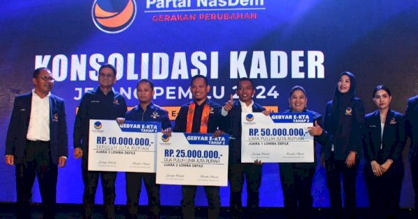 Kompak, Intip Keseruan Lomba Defile Antar DPD NasDem se Sulsel di Acara Konsolidasi Kader