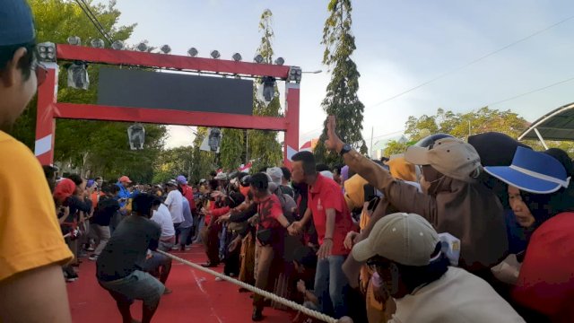 Ketgam: Kegiatan Lomba Olahraga Rakyat di alun-alun kota Lapangan Andi Makkasau Parepare