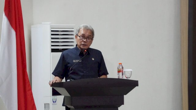 Juru Bicara Fraksi Demokrat Andi Lukman Naba saat menyampaikan pemandangannya di Rapat Paripurna penyampaian pemandangan umum, kemarin. (Dok. Humas Gowa)