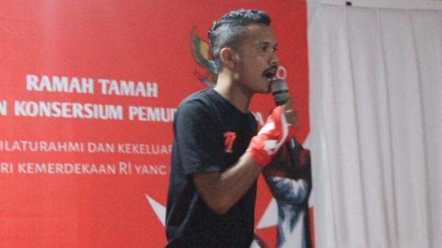 Ket : Ketua Himpunan Pemuda Pelajar Mahasiswa Desa Labone (HIPPMASANE), Yoghy (Istimewa)