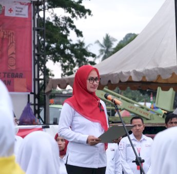 Buka Jumbara PMR III di Sapta Marga, Indah : Kebaikan Tidak Boleh Berhenti Pada Diri Sendiri