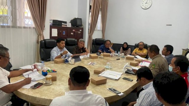 Secara bergilir, SKPD jajaran Pemkot Palopo, Jumat (26/8/2022), mengikuti rapat kerja (raker) di tingkat komisi DPRD.
