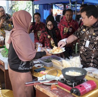 Dampak Inflasi Akibat Kenaikan BBM, Pemkab Gowa Inisiasi Bazar Pangan Murah