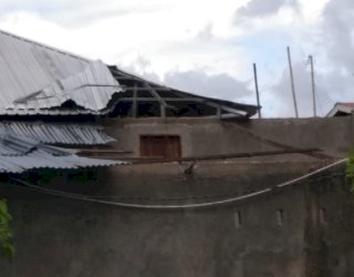 Puluhan Rumah Warga di Takalar Rusak Parah Diterjang Angin Puting Beliung