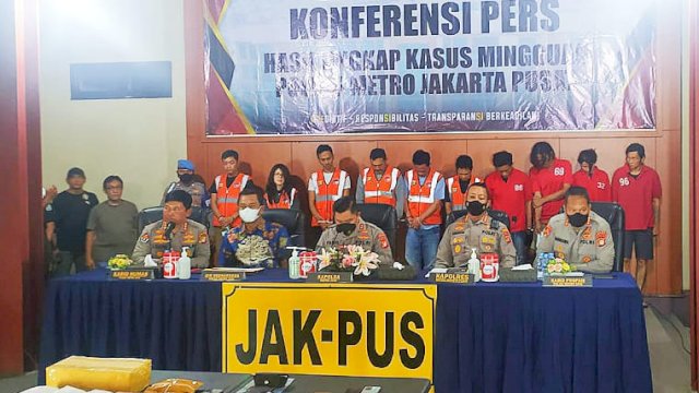 Kapolda Metro Jaya Irjen Pol Fadil Imran Pimpin Press Confrence Ungkap Kasus Mingguan Polda Metro Jaya. (Ist)