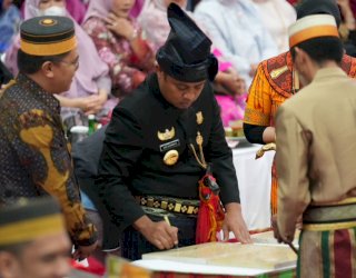 353 Tahun Sulsel, Gubernur Andi Sudirman Resmikan 10 Unit Arsinum di 8 Kabupaten