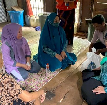 PKK Sulsel Bagikan 200 Paket Sembako di Tiga Daerah