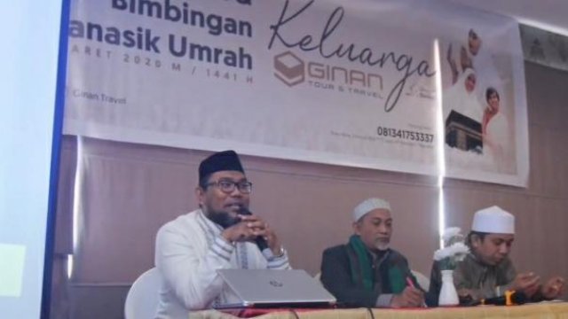 Ginan Travel menghadirkan Ustad Rapung Samuddin sebagai pemateri manasik. (Foto: Dok. Ginan Tour and Travel)