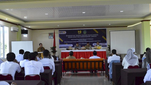Dinas PUPR Luwu Timur bekerjasama Balai Jasa Kontruksi Wilayah VI Makassar gelar Bimtek SMKK.