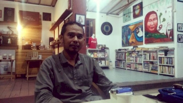 Hajriansyah, Ketua Dewan Kesenian Banjarmasin. FOTO. Rahim Arza/Republiknews.co.id)