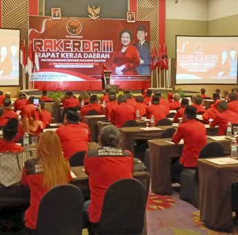 Rakerda PDIP Sulsel Bertabur Kepala Daerah, Momentum Cetak Hattrick di Pemilu 2024