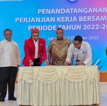 Penantian 10 Tahun, Manajemen dan Serikat Pekerja PLN Akhirnya Teken Perjanjian Kerja Bersama