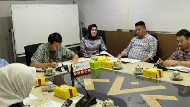Komisi B DPRD Makassar menggelar Monev kegiatan SKPD Kota Makassar Triwulan II TA 2022, Sabtu (16/7/2022). (Foto: Istimewa)