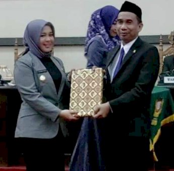 Rapat Paripurna, DPRD Makassar Minta Pemkot Realisasikan Aspirasi Masyarakat