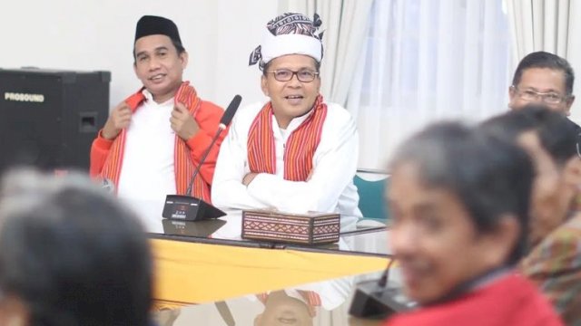 Wali Kota Makassar, Moh Ramdhan Pomanto bersama Ketua DPRD Makassar, Rudianto Lallo saat menghadiri Festival Magical Toraja, Kamis (25/8/2022). (Foto: Istimewa)
