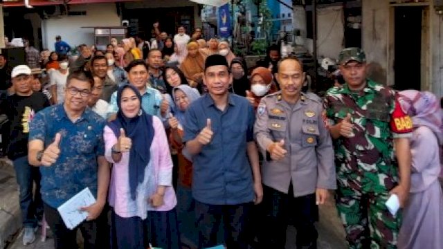 Ketua DPRD Makassar, Rudianto Lallo saat menggelar reses di dua titik di Kecamatan Tallo, Kamis (4/8/2022). (Foto: Istimewa)