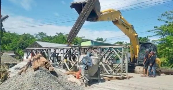 Update Jembatan Rampoang di Palopo, Gubernur Sulsel: Tahap Pemasangan Rangka Bailey