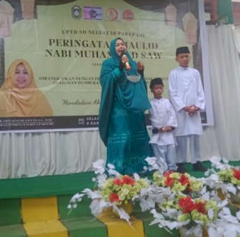 Ketua PKK Parepare Erna Taufan Ajak Pelajar dan Orang Tua Siswa Tingkatan Nilai Taqwa