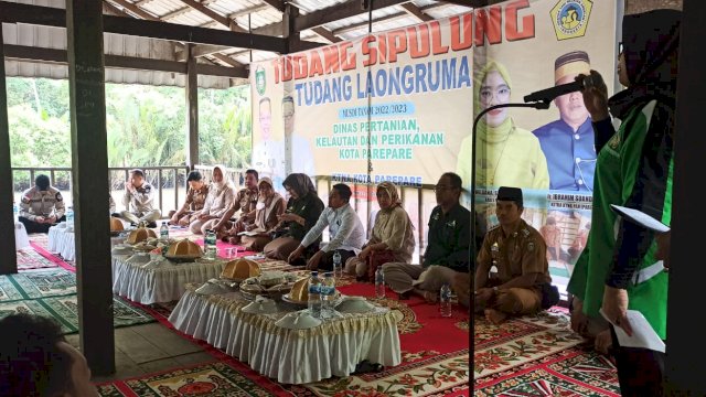 Ket : Dinas Pertanian Kelautan dan Perikanan (DPKP) menggelar acara Tudang Sipulung atau Tudang Laongruma masa tanam 2022/2023
