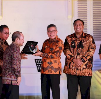 Parepare Masuk ADWI 2022, Taufan Pawe Raih Penghargaan Dari Menteri Pariwisata Sandiaga Uno