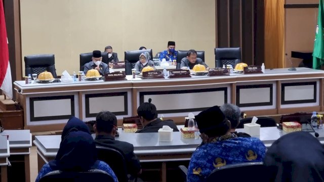 Ket : DPRD Parepare Gelar Rapat Paripurna pembahasan Ranperda Kota Layak Anak (Istimewa)