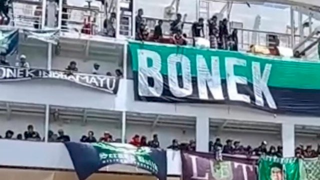 Taufan Pawe Sambut Kedatangan Suporter Persebaya