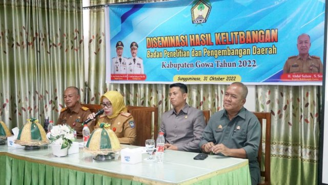 Balitbangda Gowa melakukan pertemuan dalam rangka deseminasi hasil penelitian dan pengkajian pada bidang perhubungan yang terkait permasalahan kemacetan di Kabupaten Gowa, kemarin. (Dok. Humas Gowa)