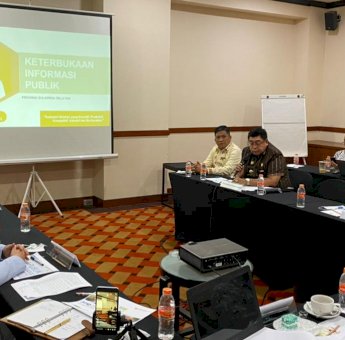 Uji Publik, Abdul Hayat Paparkan Capaian Keterbukaan Informasi Pemprov Sulsel Dalam Transformasi Digital