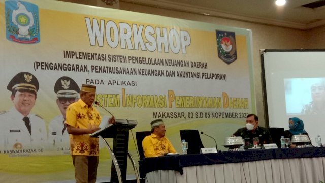 Bupati Soppeng Andi Kaswadi Razak, saat membuka workshop BPKPD di Hotel Aryaduta Makassar, Kamis (03/11/2022). (Foto: Yusuf / Republiknews.co.id)