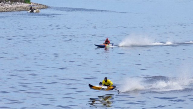 Diinisiasi Gubernur Andi Sudirman, Perahu Katinting Adu Cepat Perebutkan Rp100 Juta
