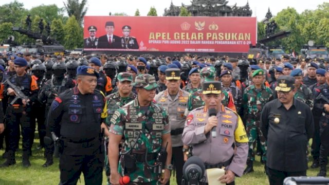 Panglima TNI Jenderal Andika Perkasa Bersama Kapolri Jenderal pol Listyo Sigit Prabowo memberikan keterangan Pers usai Apel Gelar Pasukan Persiapan KTT G20 di Bali. (Istimewa)