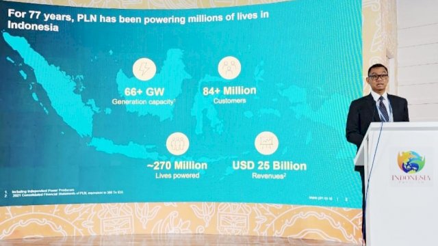 Direktur Utama PLN, Darmawan Prasodjo saat memaparkan capaian PT PLN (Persero) dalam agenda Decarbonizing Energy Sector for Net Zero Indonesia Pavillion di Conference of Parties (COP27) di Mesir, kemarin. (Dok. Humas PLN UIP Sulawesi)