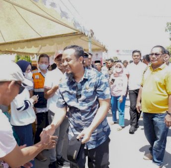Gubernur Hadirkan Jalan Aspal Beton Berkualitas di Ruas Pinrang – Sidrap, Warga Ucapkan Syukur