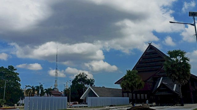 Nuansa baru Kawasan Museum Balla Lompoa di Jalan K. H. Wahid Hasyim No.39, Kelurahan Sungguminasa, Kecamatan Somba. Revitalisasi kawasan semakin memperkuat nilai-nilai sejarah. (Foto: Chaerani / Republiknews.co.id)