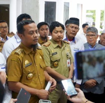 Gubernur Sulsel Teken UMP 2023 Naik 6,9 Persen