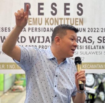Gelar Reses, Masyarakat Kecamatan Makassar Sampaikan Permohonan Bantuan Modal Usaha ke Edward Horas