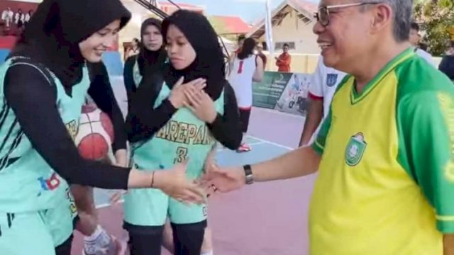Ket : Wali Kota Parepare Taufa Pawe saat memberikan Semangat Atlet yang Berlaga di Porprov Sulsel XVII (Istimewa)