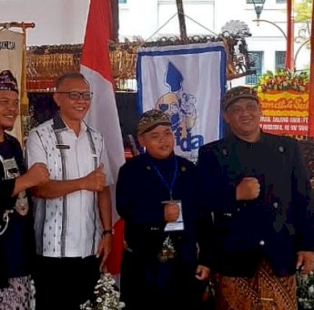 Wakil Ketua DPRD Kaltim Dorong Pecinta Seni Lestarikan Budaya Wayang Kulit Indonesia