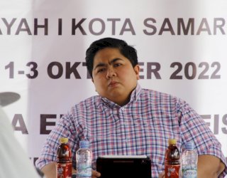 Tak Diperhatikan Selama Puluhan Tahun, Bantuan Semenisasi Jalan Bayur Akhirnya Rampung